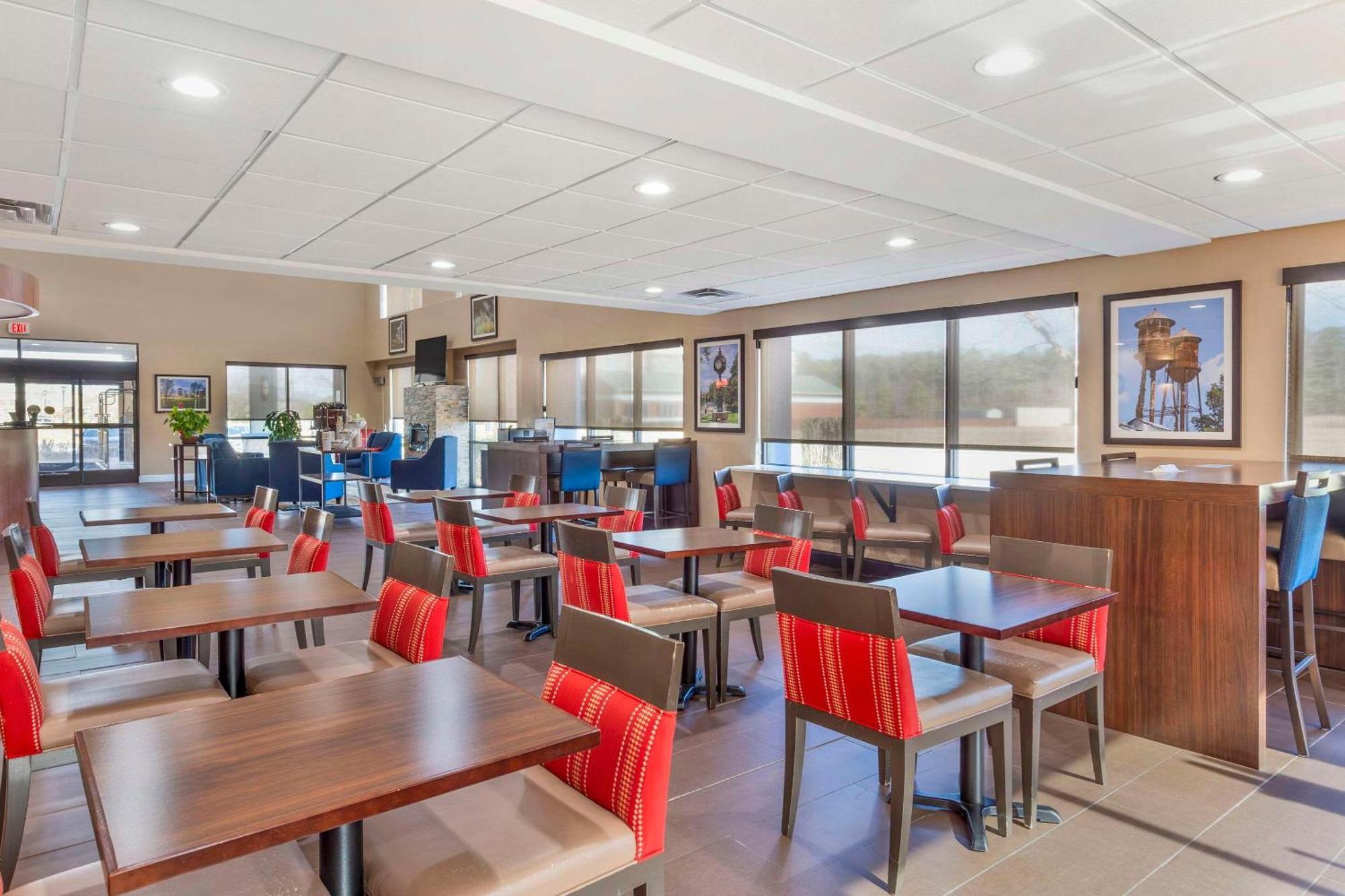 Comfort Suites Wilson - I - 95 Exteriör bild
