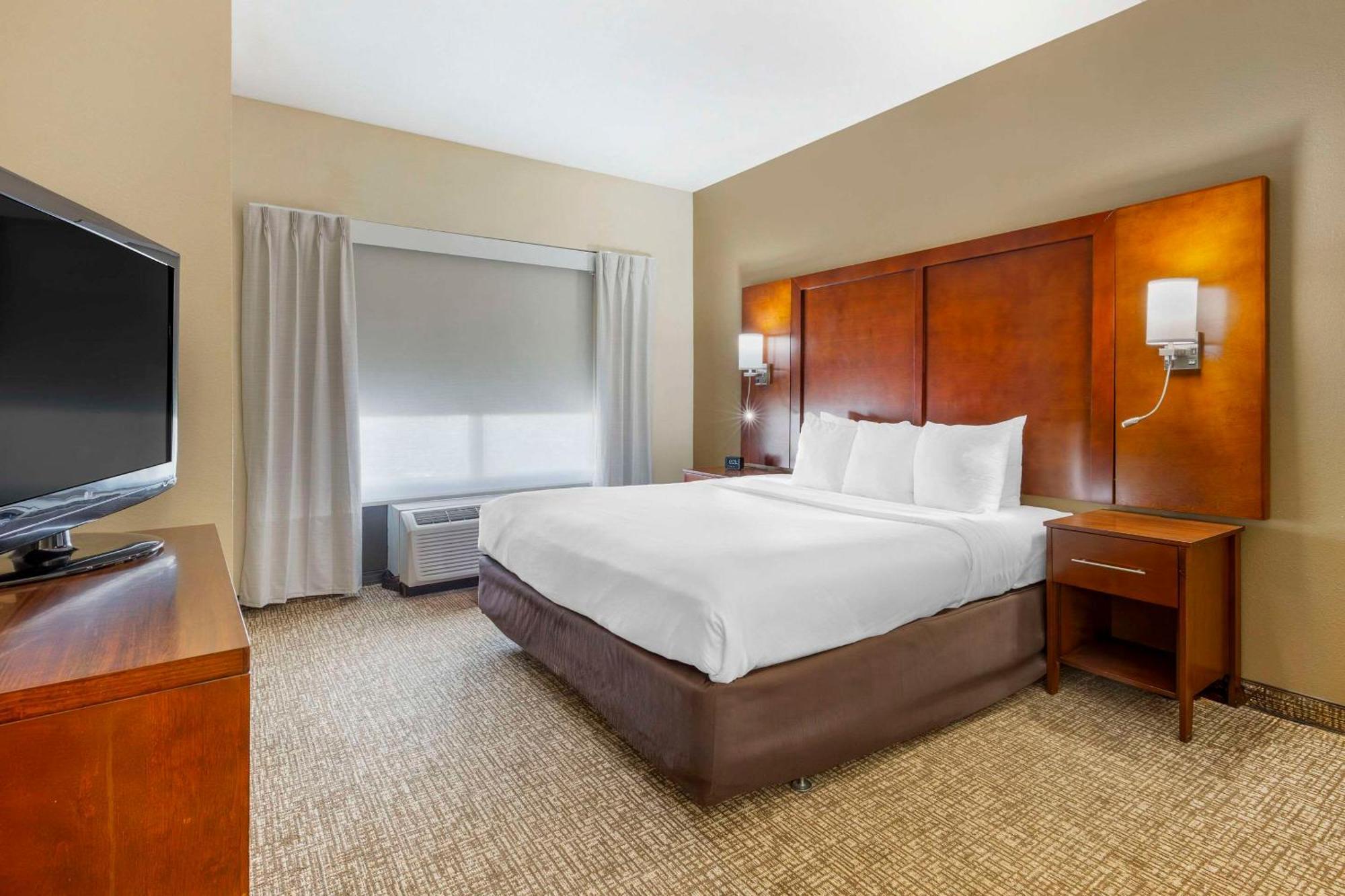 Comfort Suites Wilson - I - 95 Exteriör bild