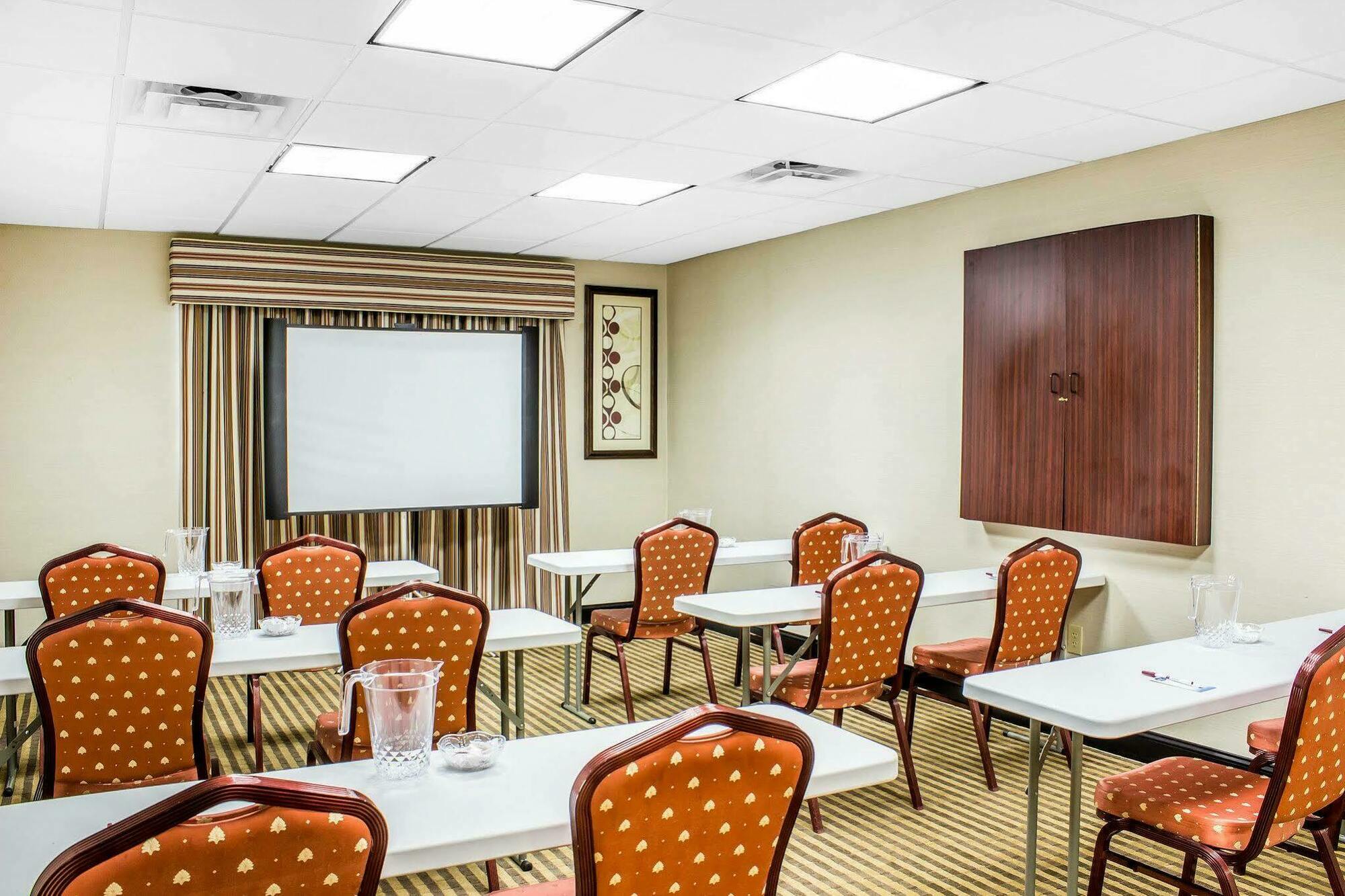 Comfort Suites Wilson - I - 95 Exteriör bild